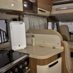 Arida Stavern affugter til bil og camping, wifi, 20 m²