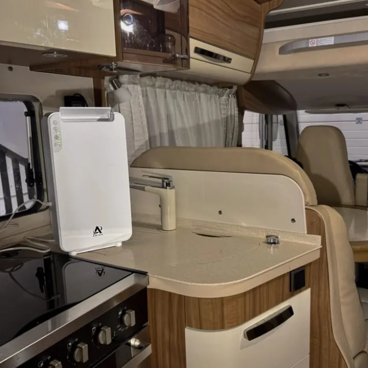 Arida Stavern affugter til bil og camping, wifi, 20 m²