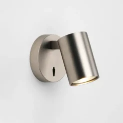 Astro Ascoli Single væglampe, med afbryder, aluminium