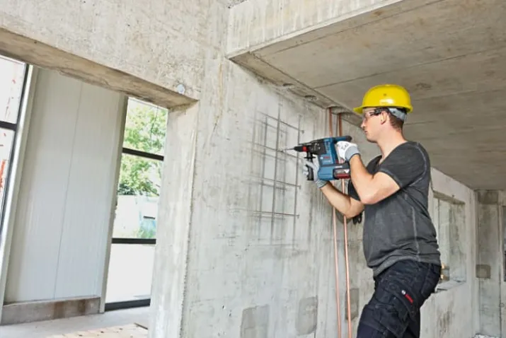 Bosch 18V borehammer