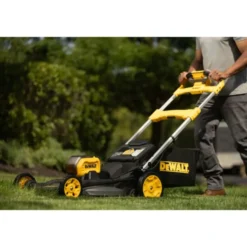 Dewalt 18V/54V XR DCMWSP550N-XJ Flexvolt plæneklipper, selvkørende, 53 cm, uden batteri