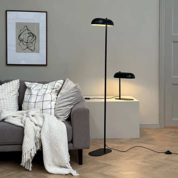 Dyberg Larsen Arch bordlampe, sort