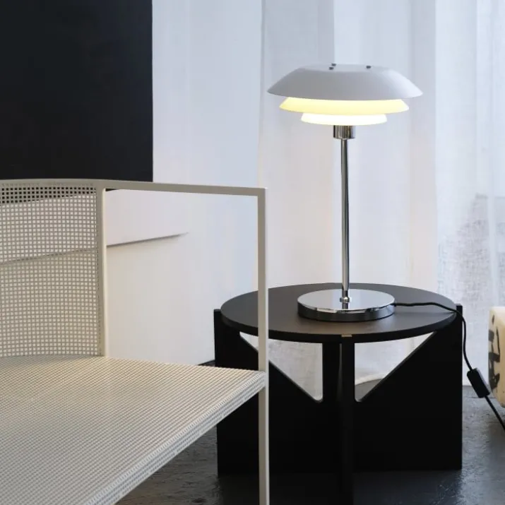 Dyberg Larsen DL31 bordlampe, hvid