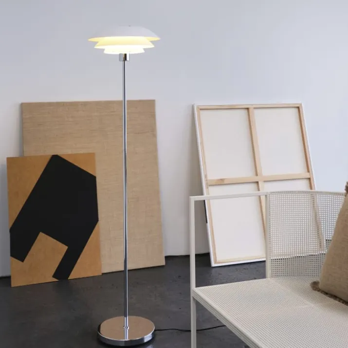 Dyberg Larsen DL31 gulvlampe, hvid