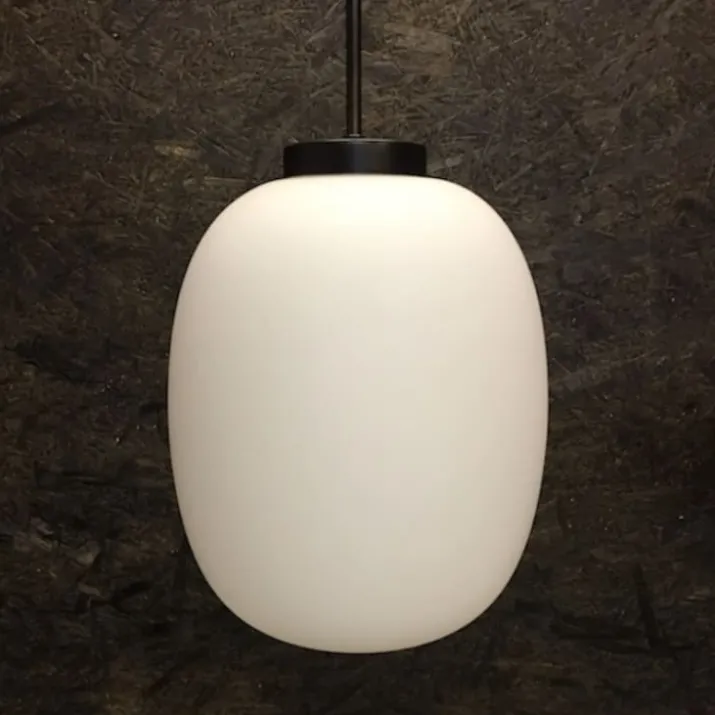 Dyberg Larsen DL39 pendel, opal/sort