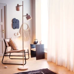 Dyberg Larsen Ocean gulvlampe, beige