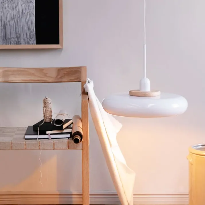 Dyberg Larsen Planet pendel, hvid