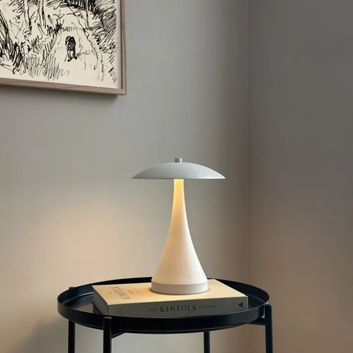 Dyberg Larsen Vienna genopladelig bordlampe, hvid