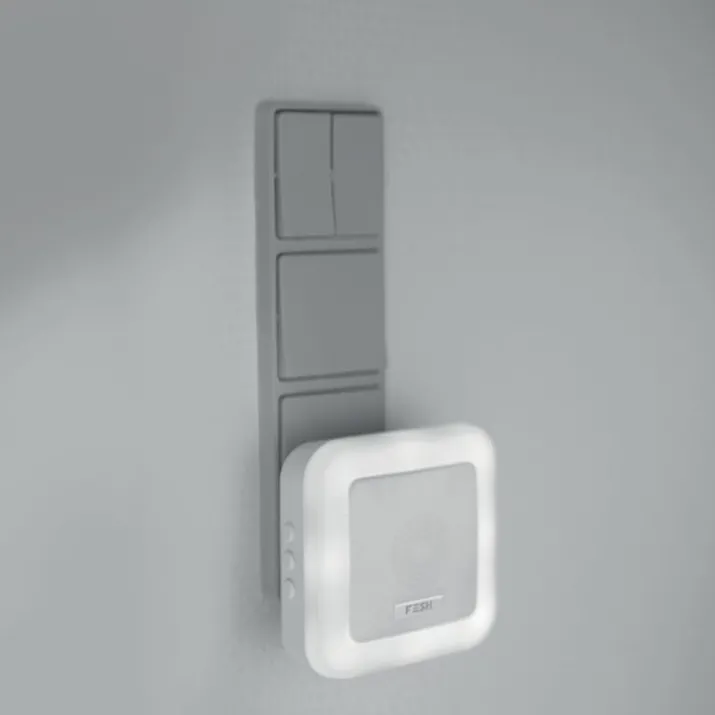 Foss Fesh Smart dørklokke, til stikkontakt, wifi, lys, hvid
