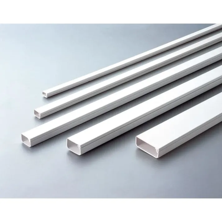 Kabelkanal med tape, 2 meter, hvid, 12x7 mm