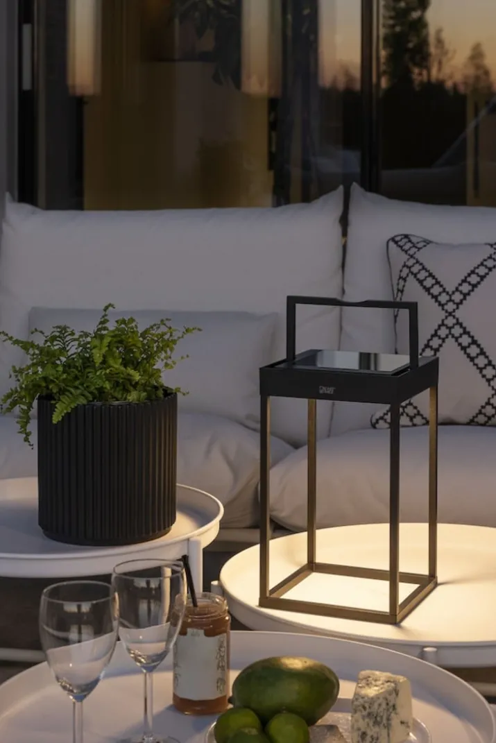 Konstsmide Portofino genopladelig & solcelle bordlampe, sort