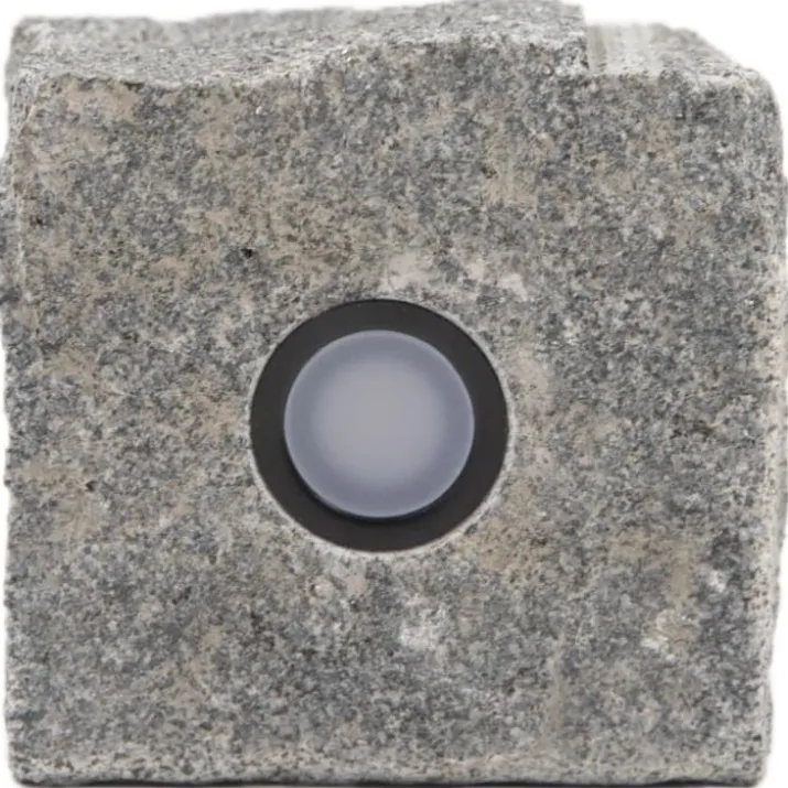 Light By Juhl chaussesten med Cosmos spot, 9x9 cm, sort