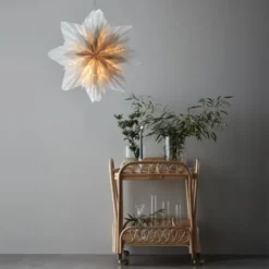 Markslöjd Neela julestjerne med lys, 56 cm, grå