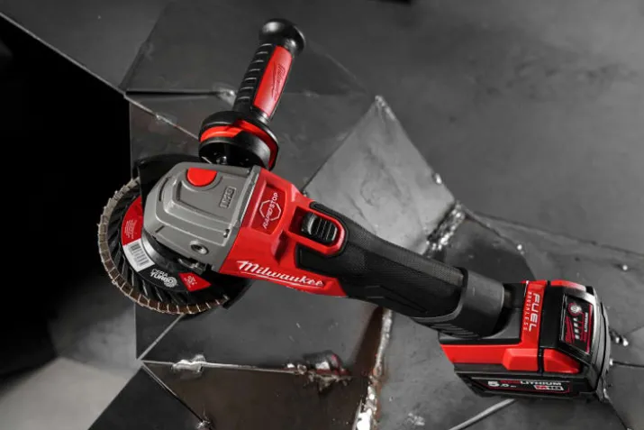 Milwaukee M18 Fuel 125 mm vinkelsliber, u. batteri