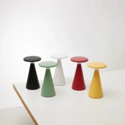 Nielsen Light Nyhavn genopladelig bordlampe, hvid