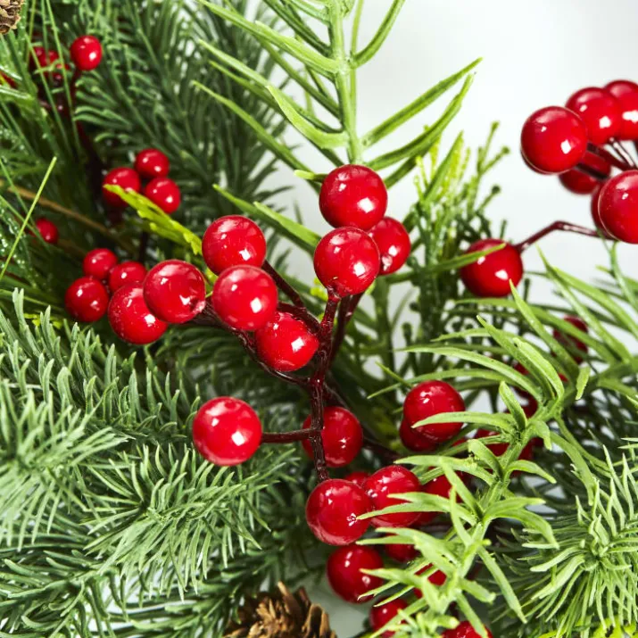 Nordic Winter julekrans med bær & nåle
