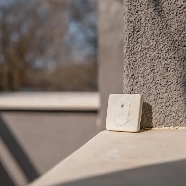 Shelly Blu temperatur- & fugtighedssensor, Bluetooth & Zigbee, beige