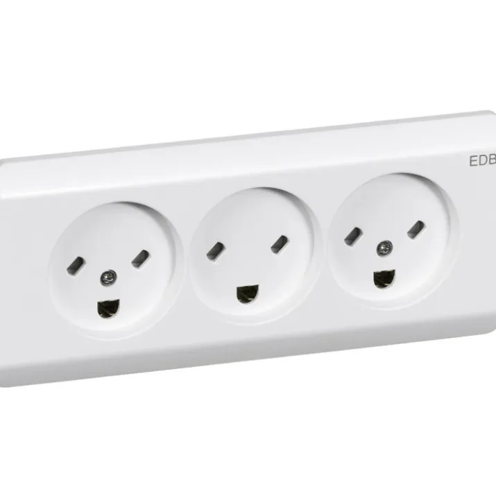 10 stk LK Opus 66 tripel EDB stikkontakt med jord, 2½ modul
